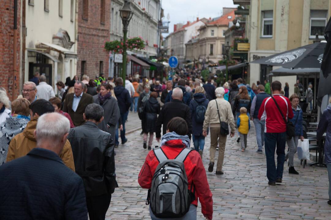 Šventasis Tėvas Kauno rotušės aikštėje