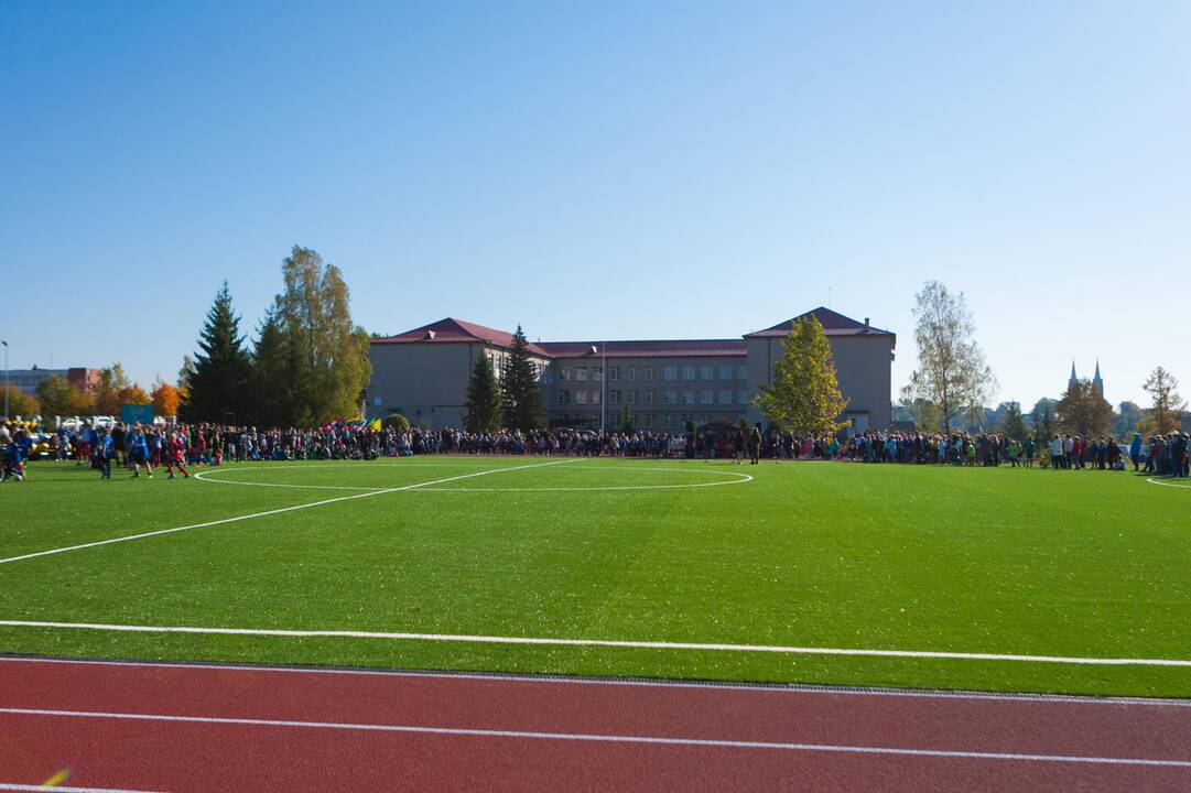 Vilkijoje atidarytas rekonstruotas stadionas