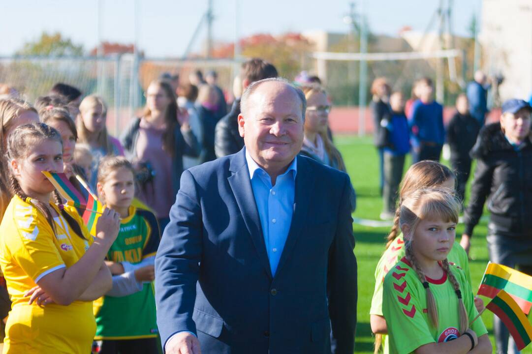 Vilkijoje atidarytas rekonstruotas stadionas