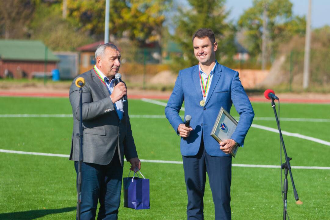 Vilkijoje atidarytas rekonstruotas stadionas