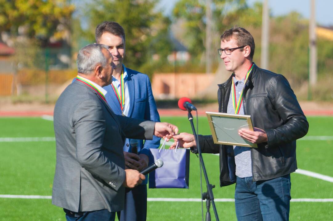 Vilkijoje atidarytas rekonstruotas stadionas