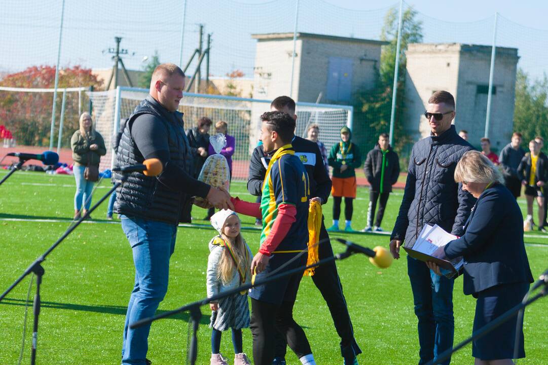 Vilkijoje atidarytas rekonstruotas stadionas