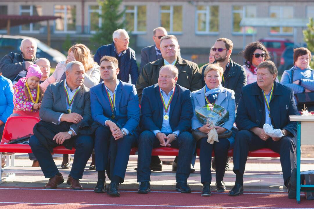 Vilkijoje atidarytas rekonstruotas stadionas