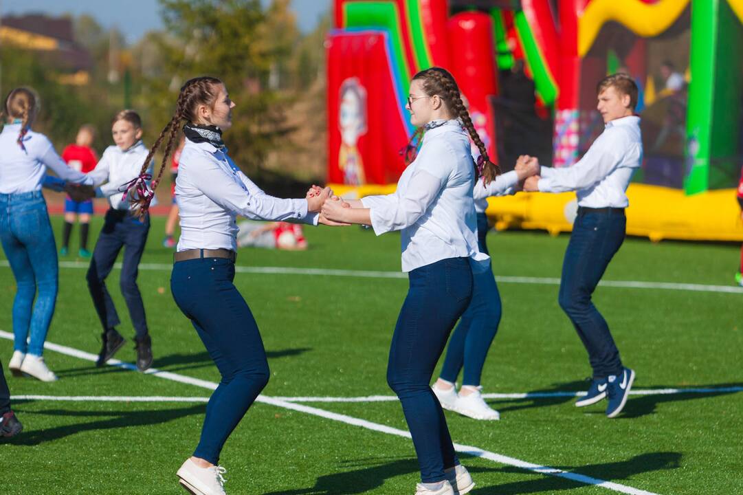 Vilkijoje atidarytas rekonstruotas stadionas