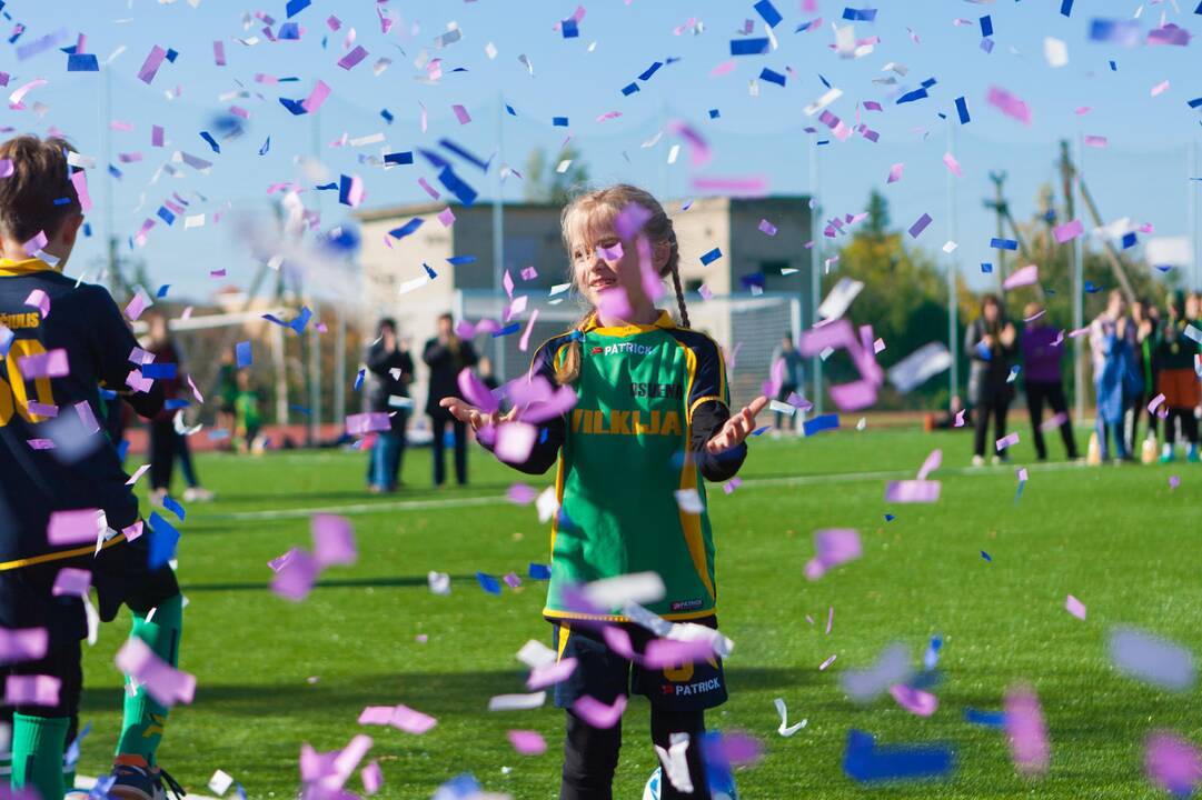 Vilkijoje atidarytas rekonstruotas stadionas