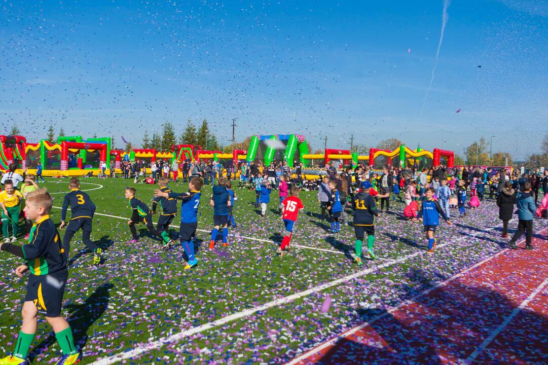 Vilkijoje atidarytas rekonstruotas stadionas