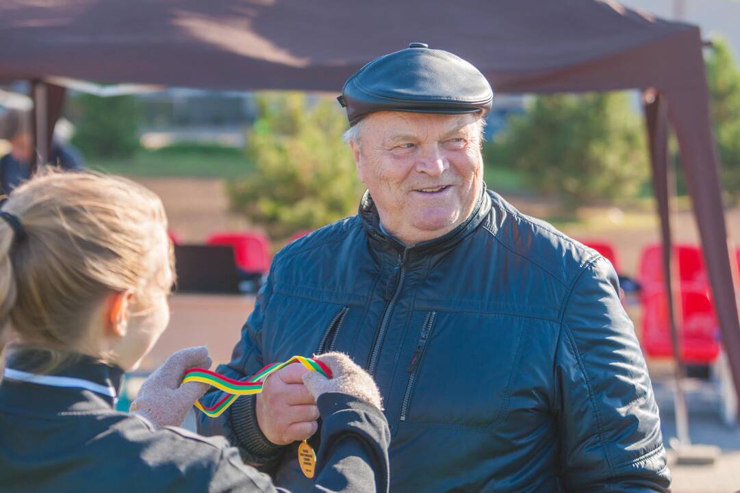 Vilkijoje atidarytas rekonstruotas stadionas