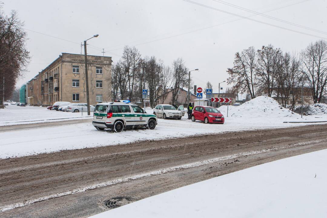 Sudėtingos eismo sąlygos Kaune