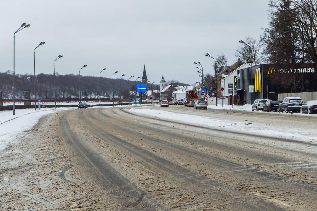 Sudėtingos eismo sąlygos Kaune