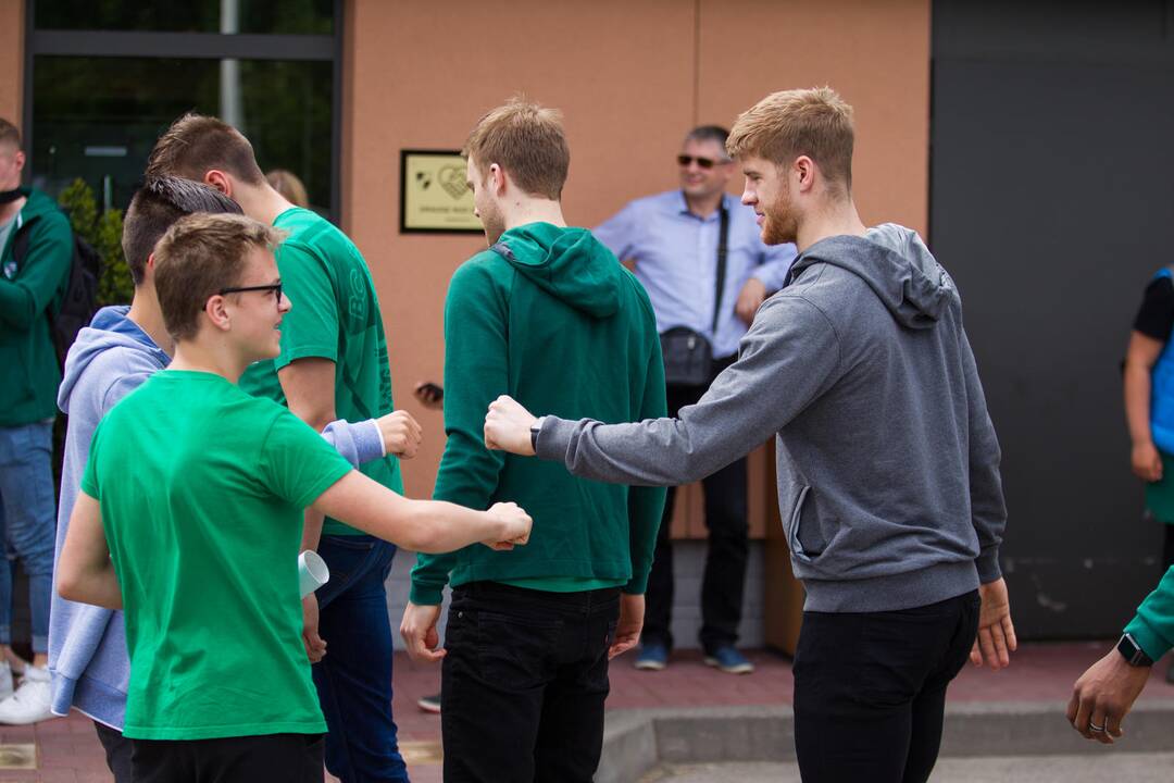 Žvaigždžių alėjoje – B. Davieso delno įspaudas