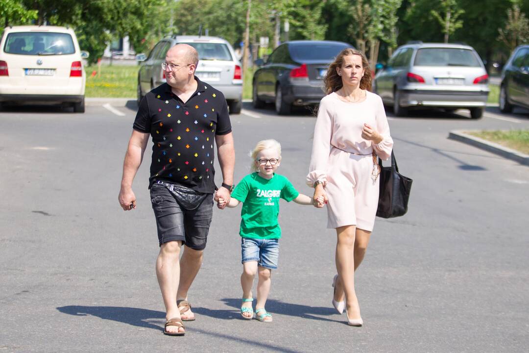 Žvaigždžių alėjoje – B. Davieso delno įspaudas