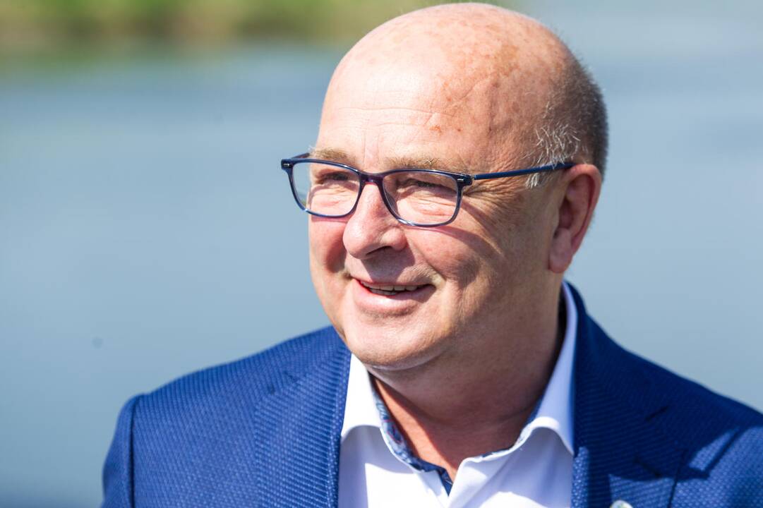 Legendinė greitaeigė „Raketa“ nuleista į Nemuną
