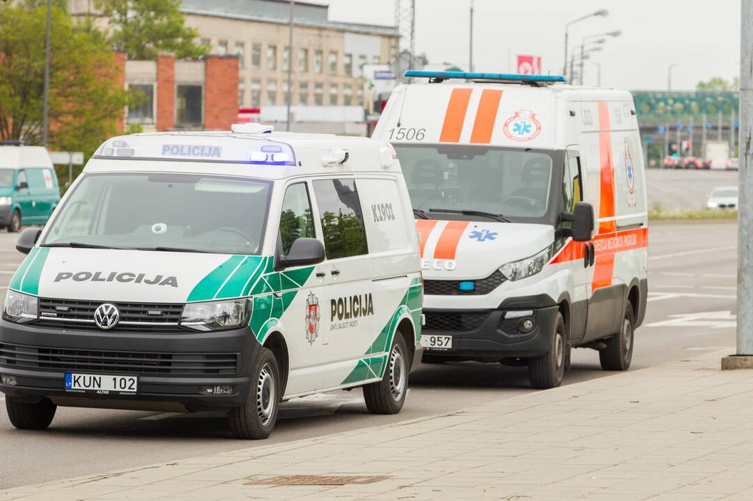 Nelaimė „Akropolio“ prekybos centro aikštelėje