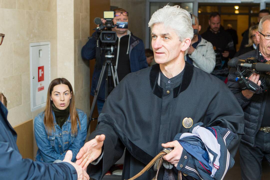 Nuosprendis Eglei Kručinskienei