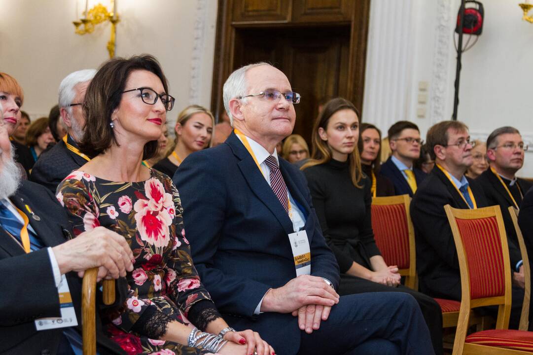 Pasaulio lietuvių mokslo simpoziumo atidarymas