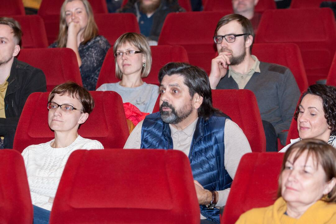 Kaune pristatytas laurus skinantis lietuviškas filmas „Rūgštus miškas“
