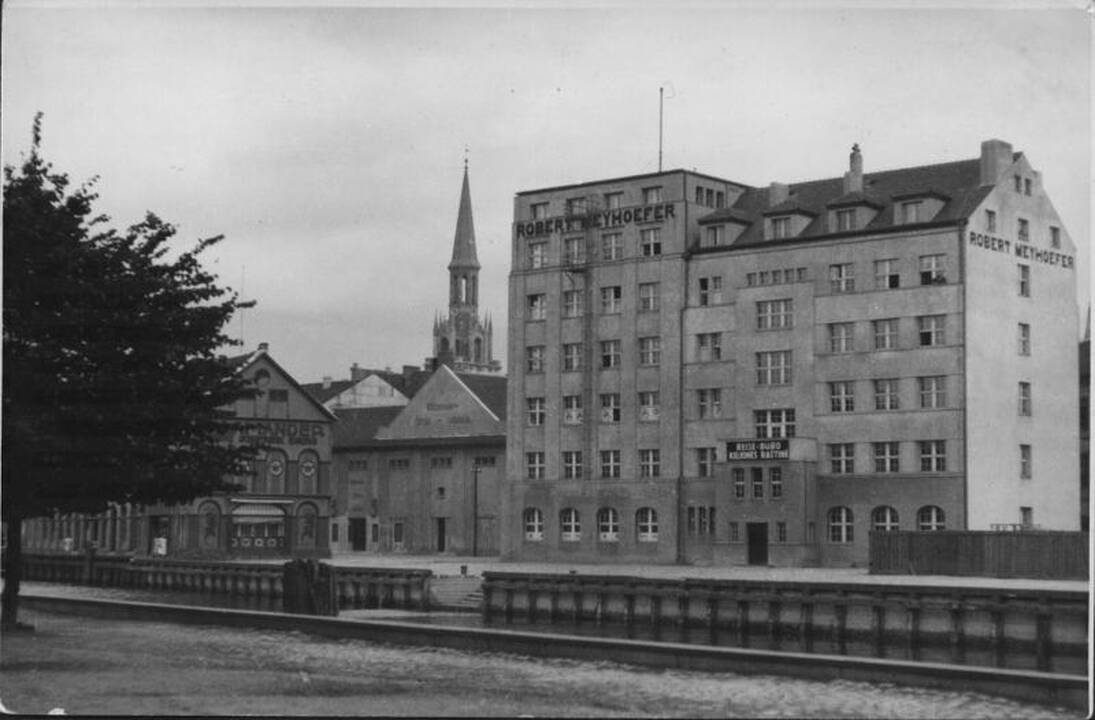 Daugiau nei prieš 100 metų įsisukusi galinga pasaulinės kino industrijos mašina savo pozicijų neužleidžia iki šių dienų.