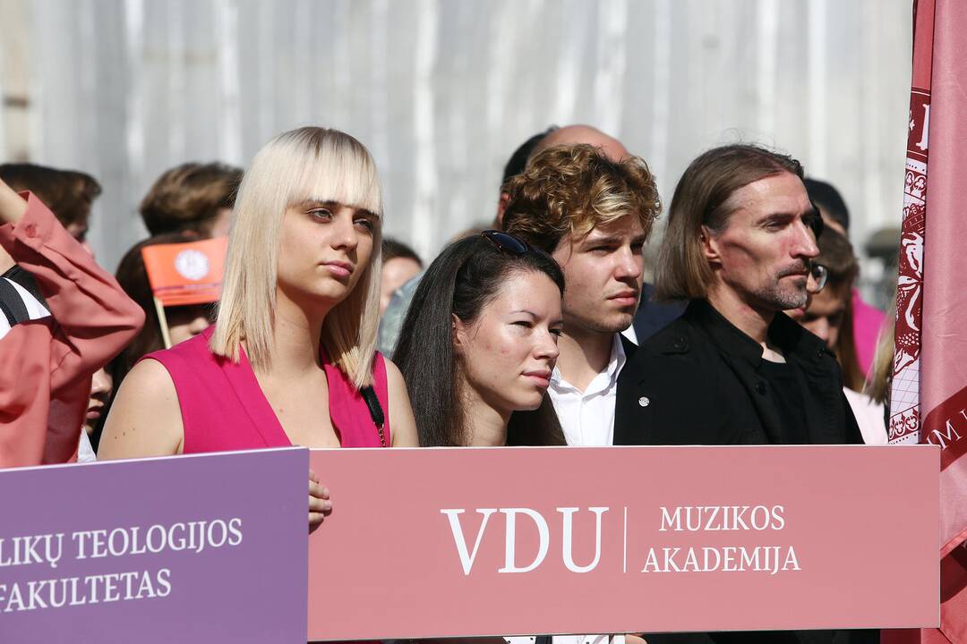 Mokslo metų pradžia miestą pripildė klegesio