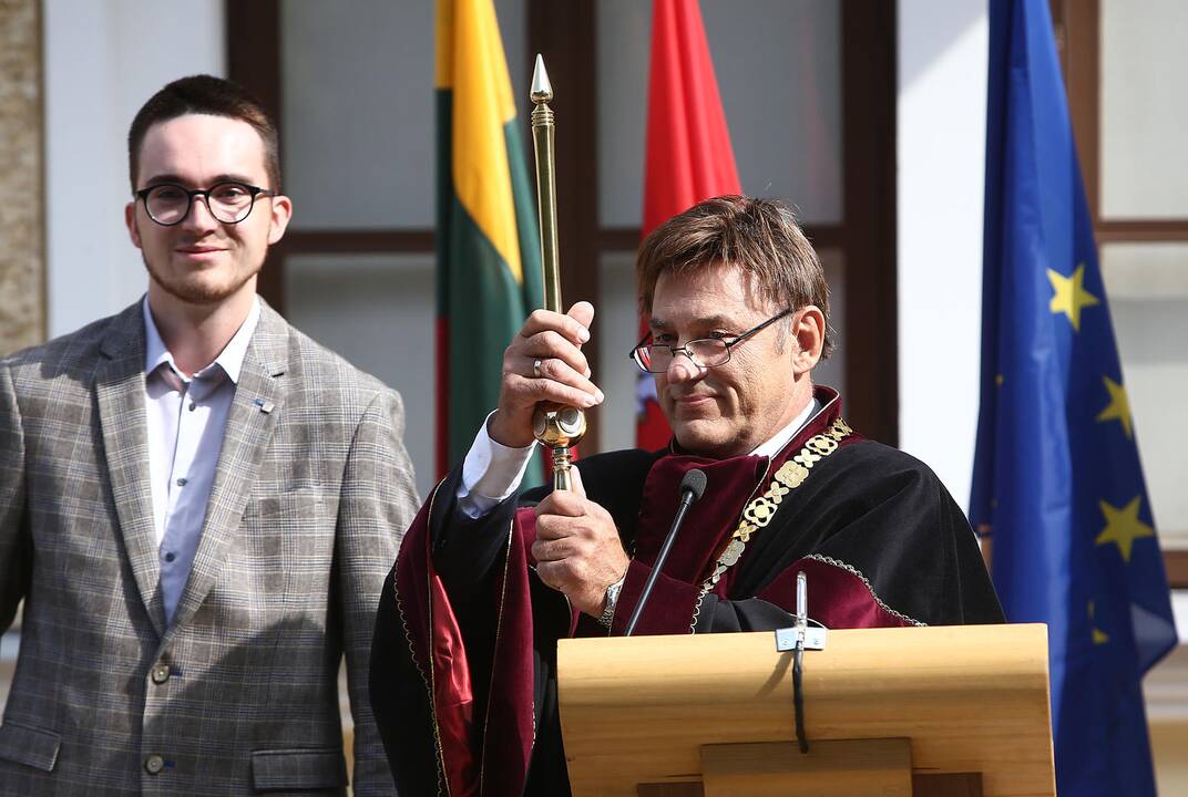 Mokslo metų pradžia miestą pripildė klegesio