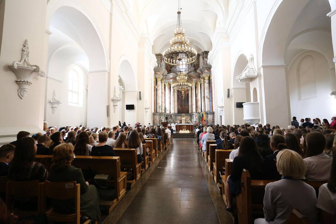 Mokslo metų pradžia miestą pripildė klegesio