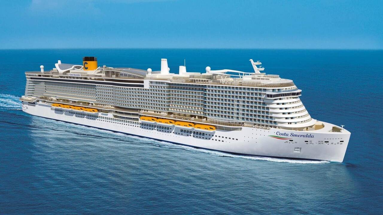 "Harmony of the seas". Vienas didžiausių pasaulyje kruizinių laivų, kuriame įmonių grupės „Litana“ specialistai atliko 40 proc. korpuso, 30 proc. vamzdžių tiesimo ir 20 proc. dažymo darbų.