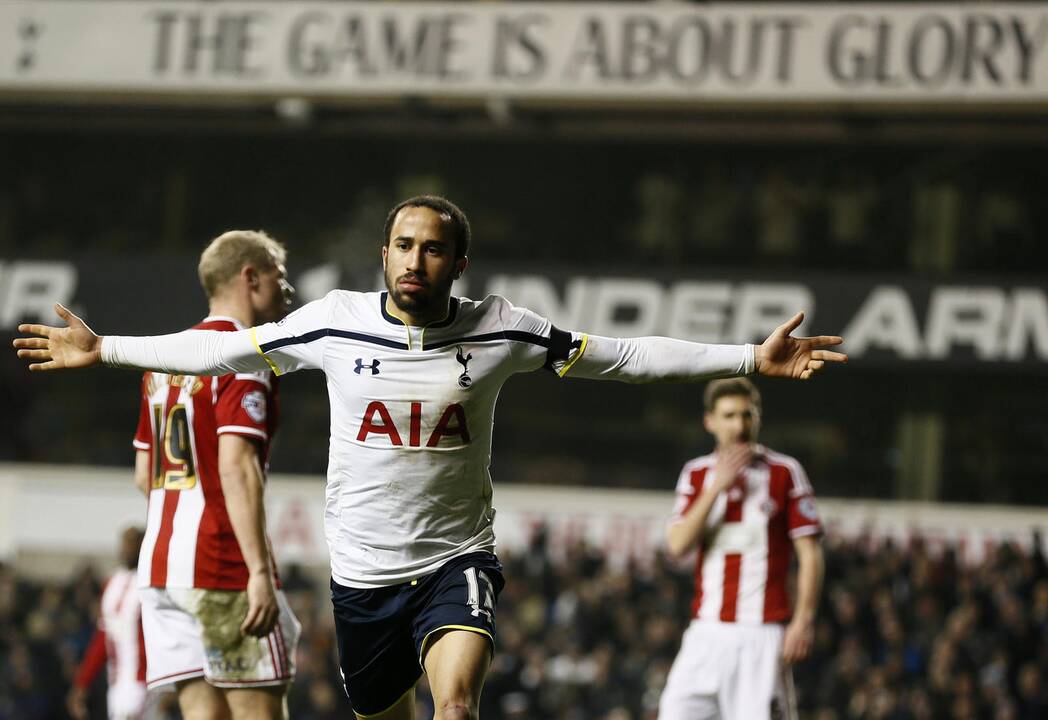 Anglijos futbolo taurės pusfinalyje "Tottenham Hotspur" iškovojo pergalę