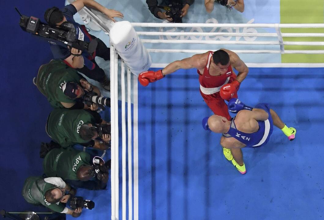 Olimpinių žaidynių sunkiasvorių dvikovą laimėjo Rusijos boksininkas