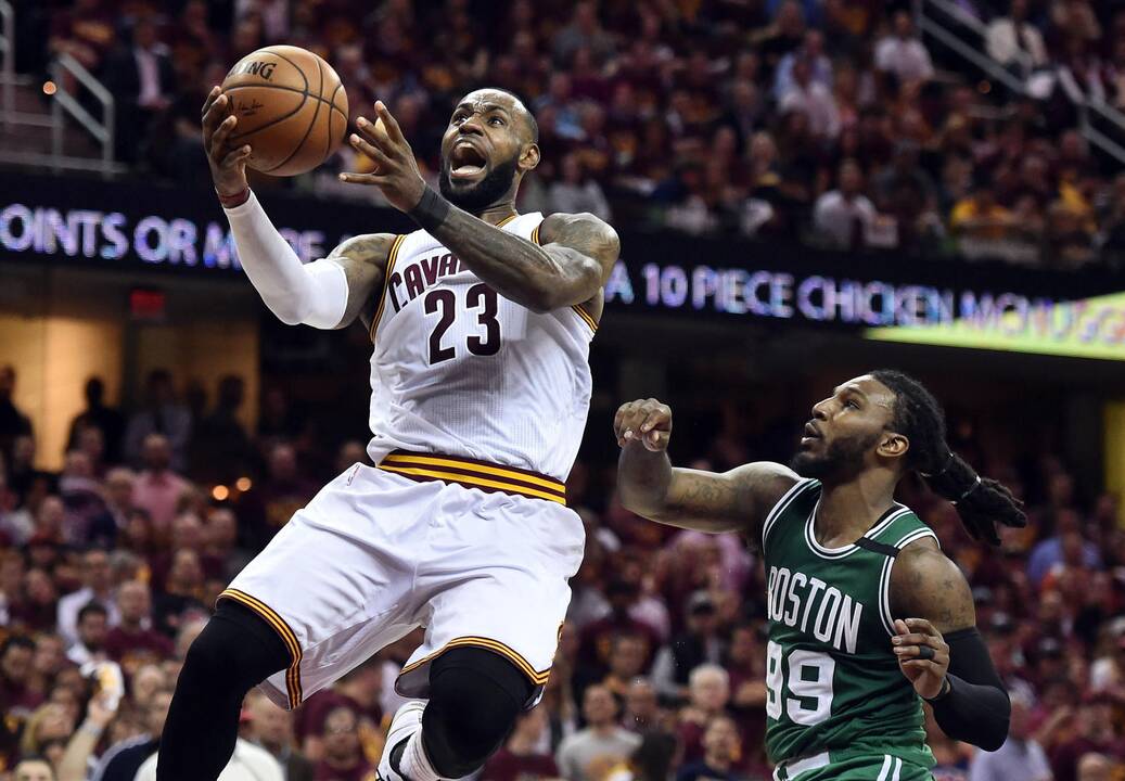 Po trečiosios pergalės „Cavaliers“ liko tik žingsnis iki NBA finalo