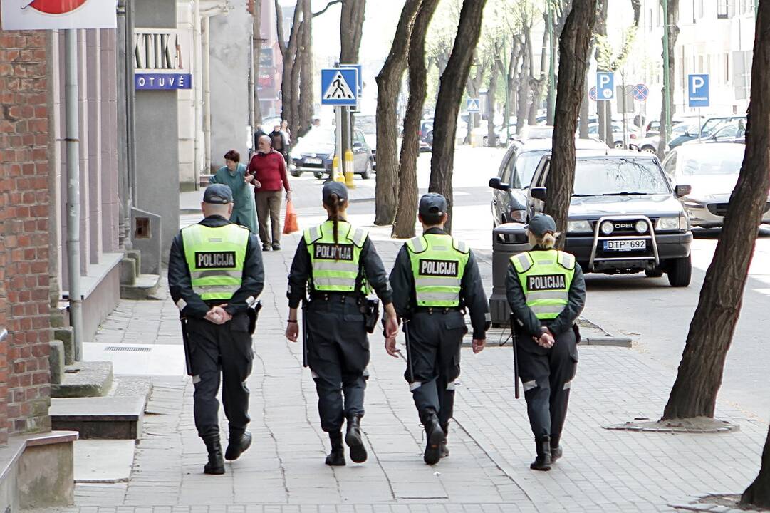 Tarnyba: policijos patruliams vienodų dienų nebūna.