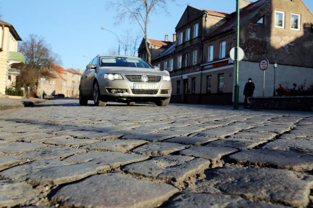 Būsimo Bastionų tilto statybai, regis, nesutrukdys net kultūros vertybė – senovinis grindinys.