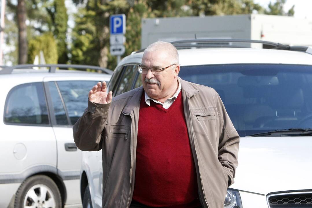 Išvados: aiškinantis, kaip galėjo atsitikti, kad be kitų artimųjų leidimo giminės kape buvo palaidotas svetimas žmogus, po savivaldybės tyrimo kaltų nerasta.