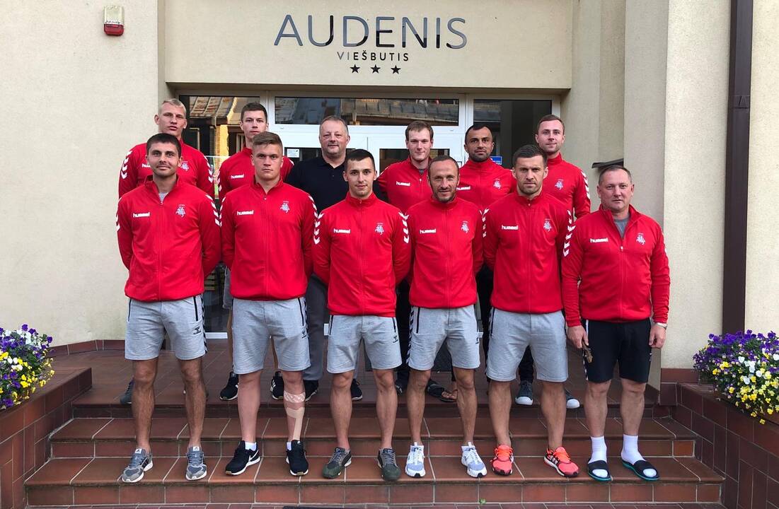 Paplūdimio futbolo rinktinė rengiasi pasaulio čempionato atrankai