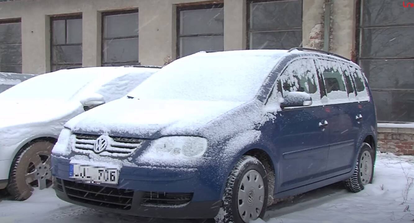 Girtas prie vairo sulaikytas mokyklos direktorius
