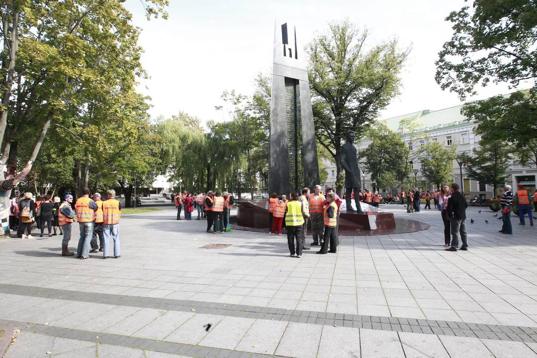 Kudirkos aikštėje - badaujančių kiemsargių protestas