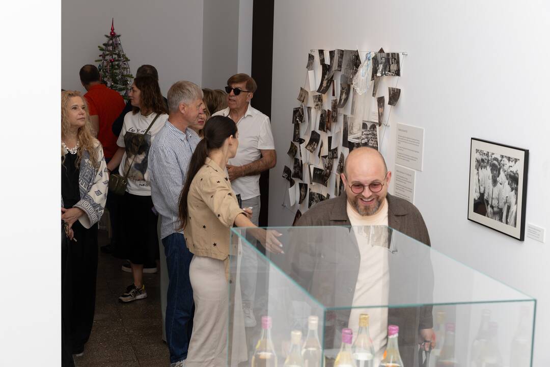 Vaikystės pusryčiai paveikslų galerijoje
