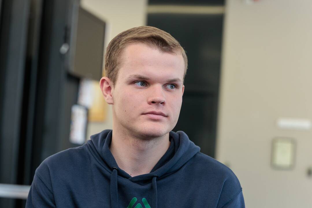 Kauno jėzuitų gimnazijos robotų virtuozai
