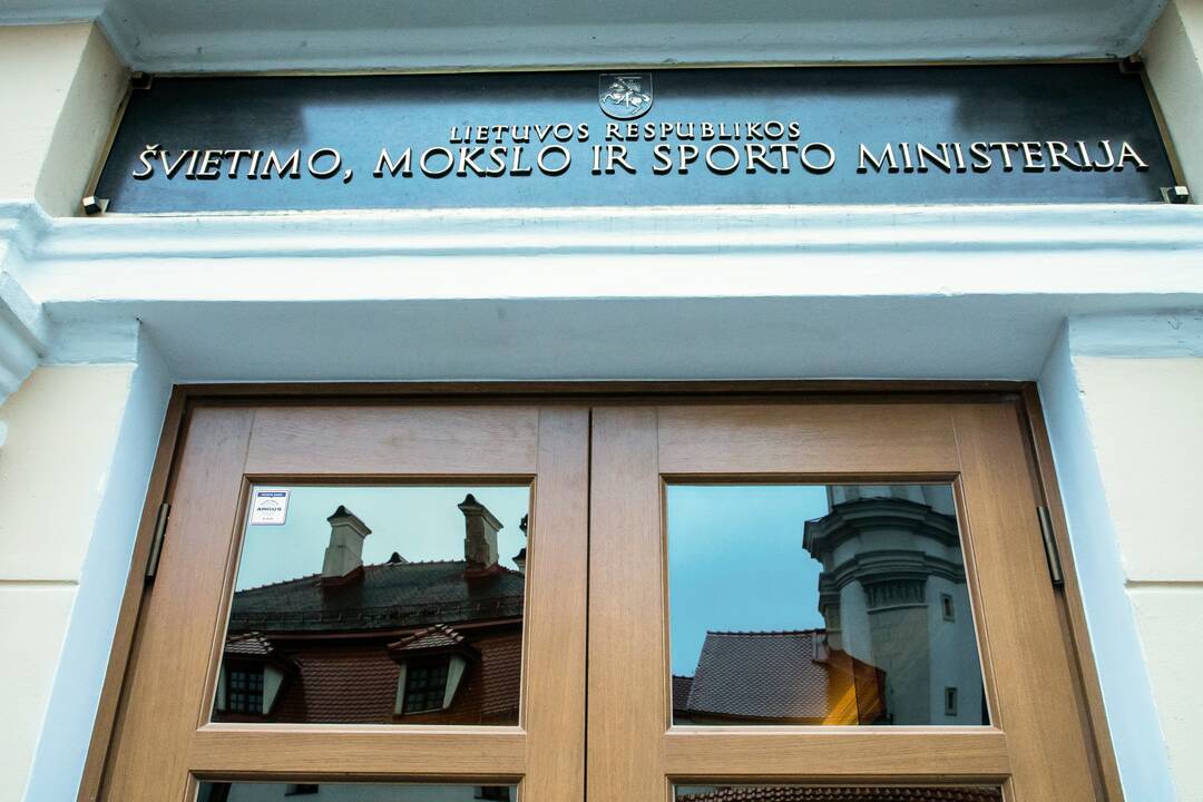 Švietimo viceministras: šiuo metu vadovų neturi 21 šalies ugdymo įstaiga
