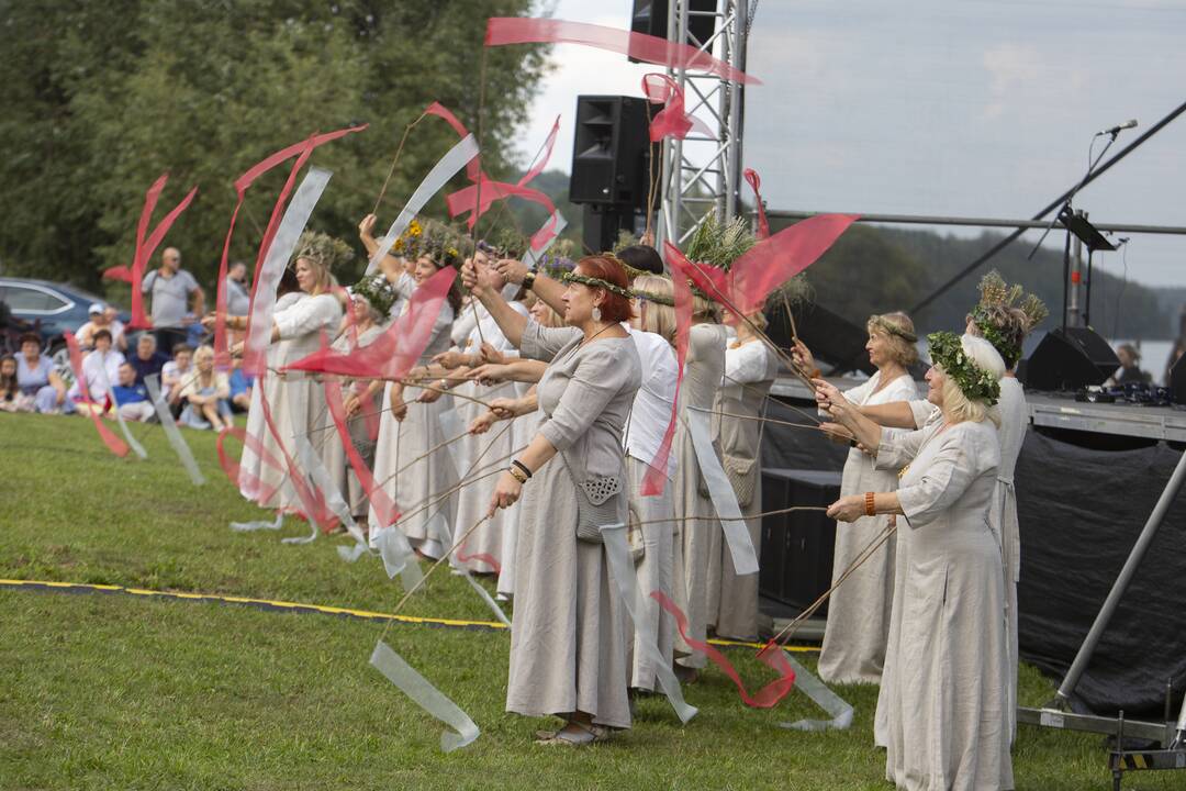 Įvykis: Iš Kauno marių dugno pasklis „Pėdos marių dugne“ magija.