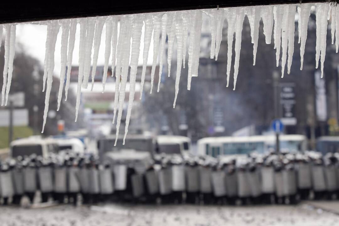 Kijevą drasko mirtini susirėmimai