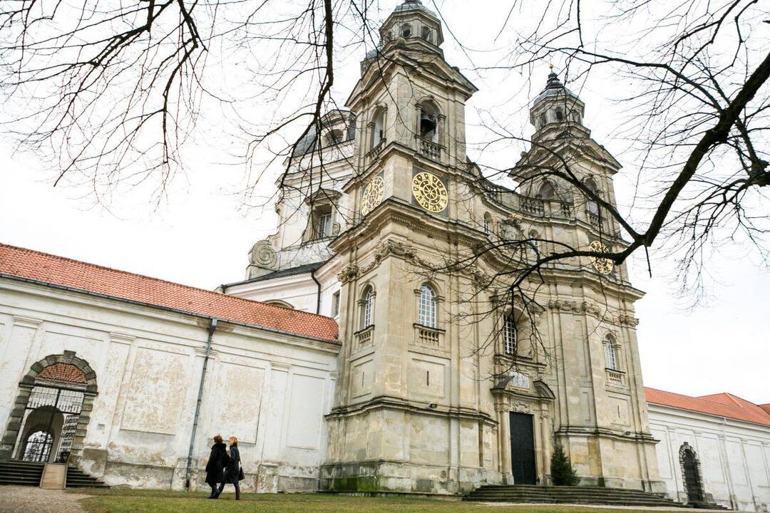 Pažaislio paslapčių šydą praskleidus