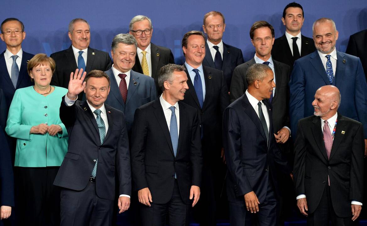 NATO viršūnių susitikimas Varšuvoje