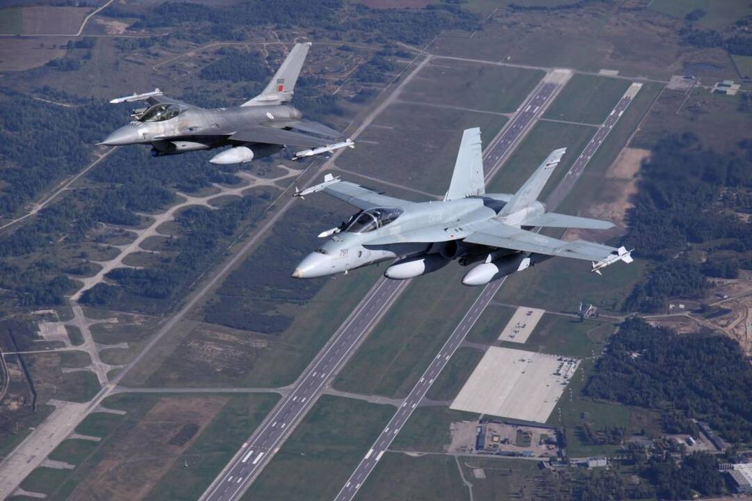 Kodėl NATO naikintuvai kyla vos rusams pasirodžius šalia Baltijos šalių oro erdvės?