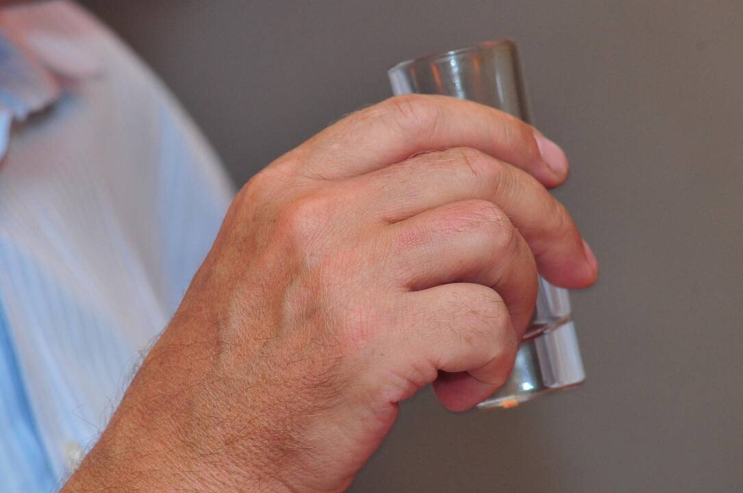 Neblaivūs tėvai neprižiūrėjo šešių vaikų