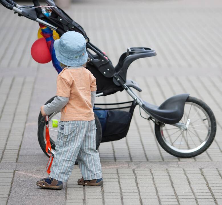 O jūs savo vaiką pavadintumėt Maokstu?