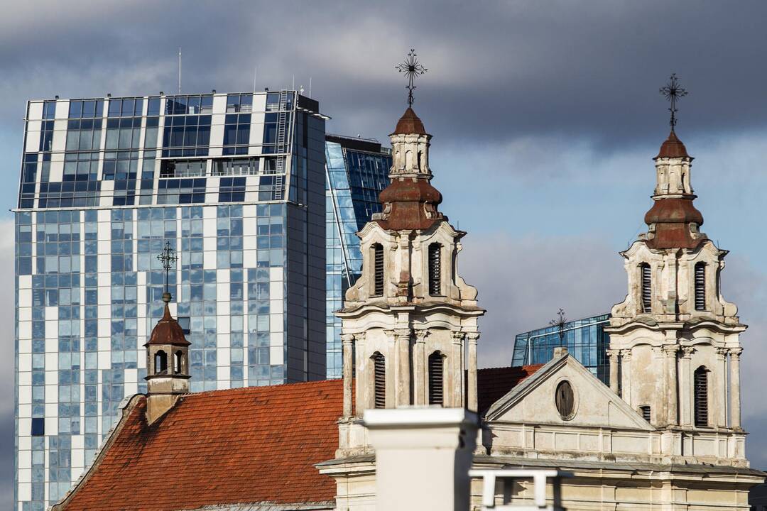 Ar atleis iš pareigų dukrai savivaldybėje vadovavusį tėvą?