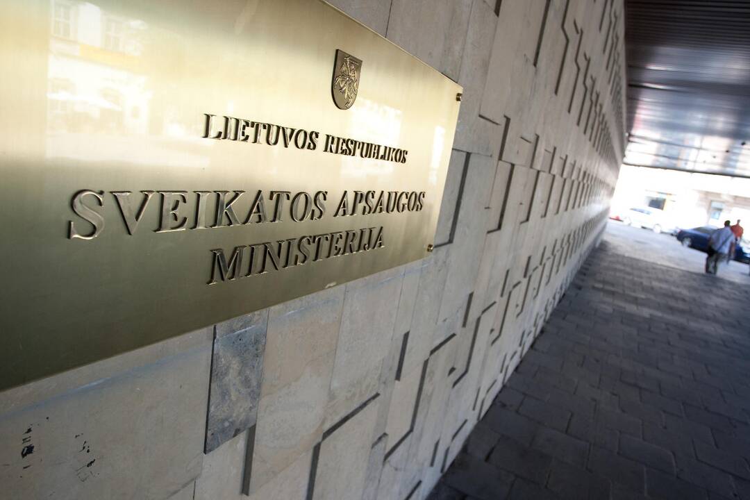 Sveikatos apsaugos ministeriją palieka žinomi specialistai