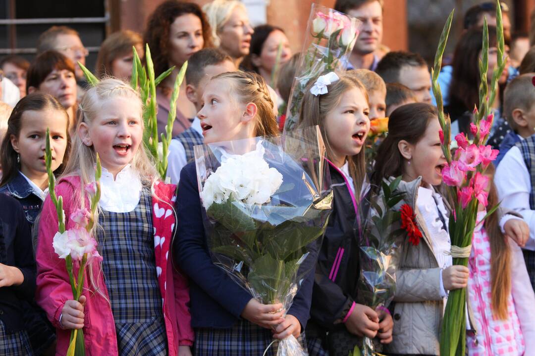 Mokslo metus pradės pusė milijono mokinių ir studentų