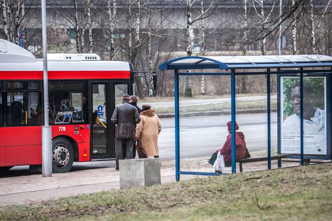 Kauniečiai stebisi, kodėl keičiami eismo tvarkaraščiai