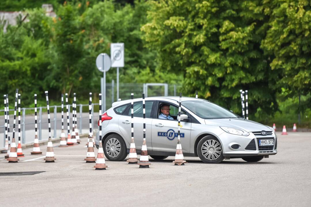 Nuo rugsėjo – pokyčiai laikantiems vairavimo egzaminą