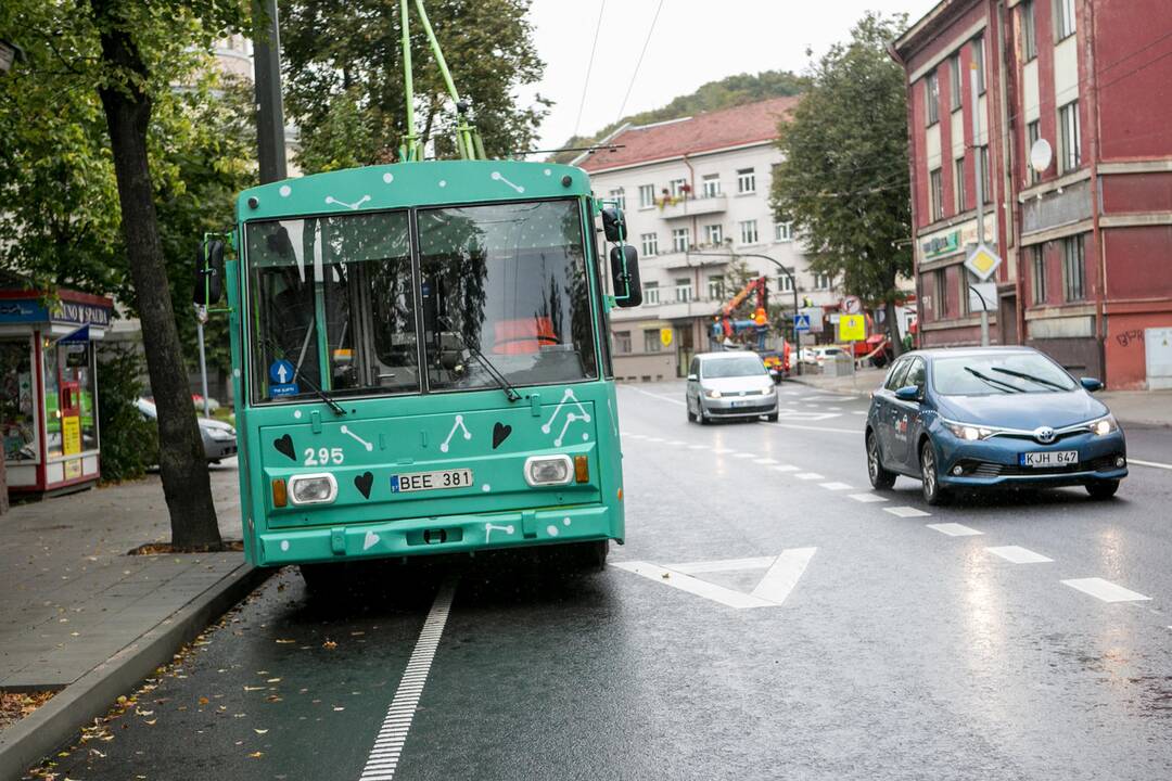 Pasirašyta sutartis dėl naujų troleibusų Kaune